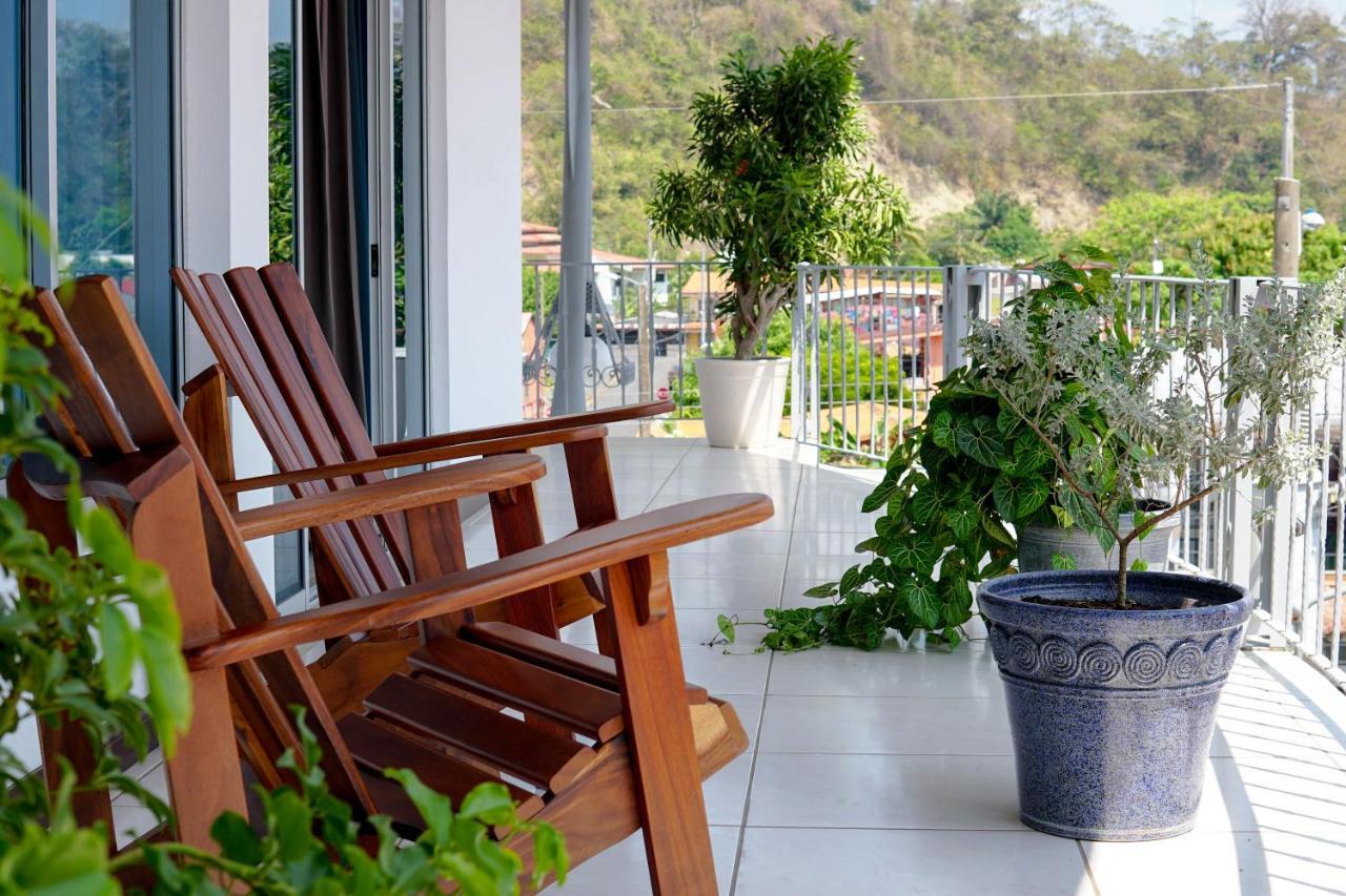 Puerta Del Cielo Quepos Hotel ภายนอก รูปภาพ