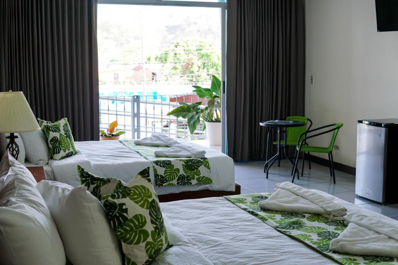 Puerta Del Cielo Quepos Hotel ภายนอก รูปภาพ
